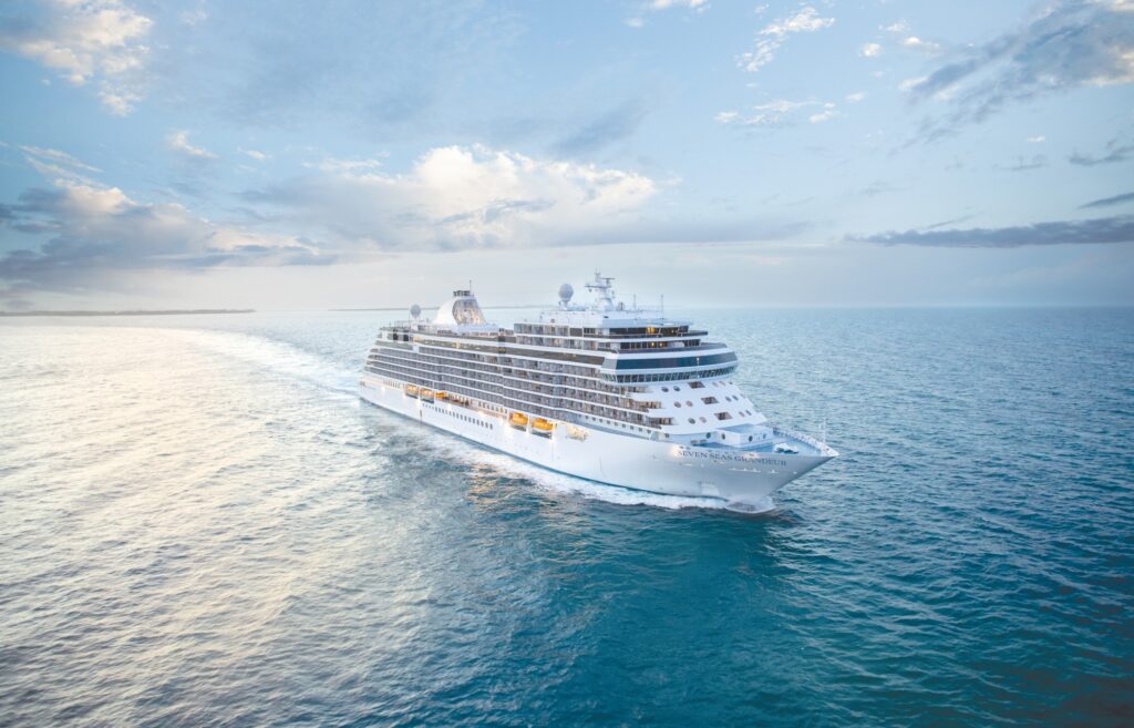 Regent Seven Seas Cruises classe Explorer