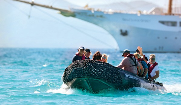 La plage de rêve est à portée de Zodiac