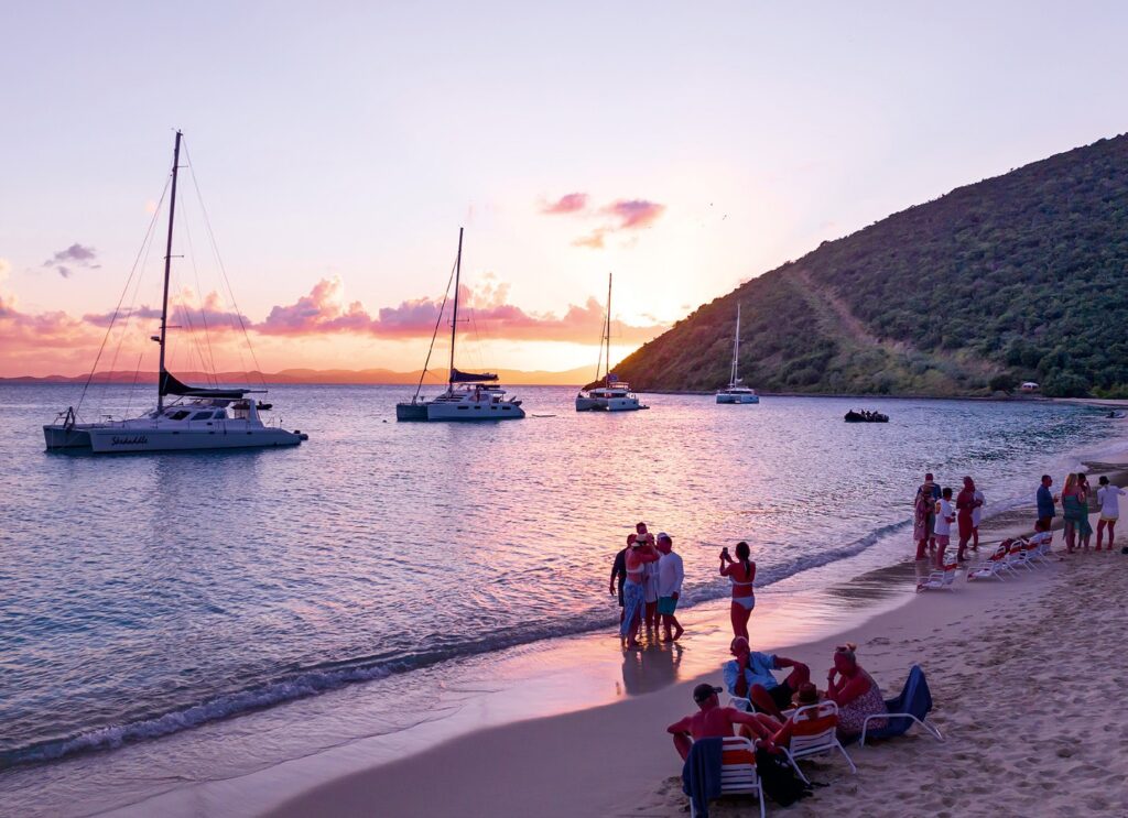 Les couleurs du coucher du soleil durant une croisière de luxe en voilier Sea Cloud Cruises