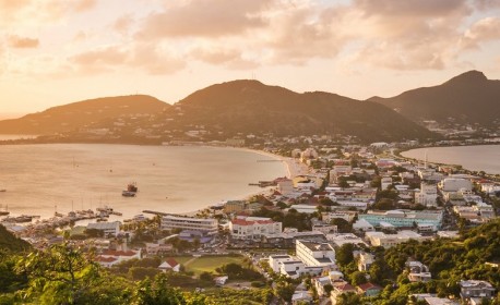 Croisière de luxe Seabourn Cruise Line de Philipsburg à Bridgetown en mars 2024