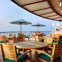 Crystal Serenity, Lido Cafe