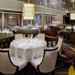 Crystal Symphony, Prego