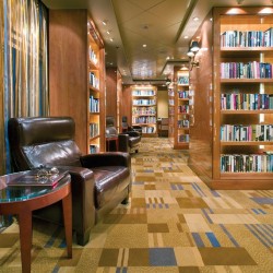 Crystal Symphony, Bibliothèque